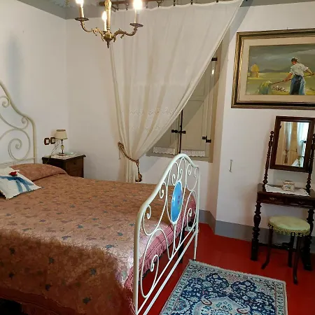 Ampio Storico Vicino Costa Apartment